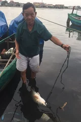 ngu dan quang binh bat duoc ca la nghi ca su vang tien ty 13 .7761.jpg