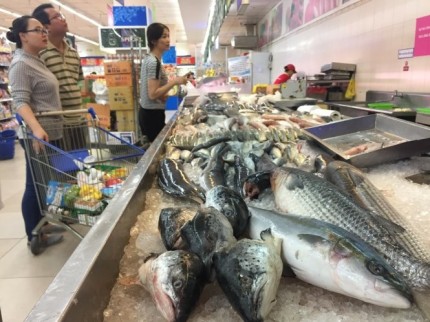 trên các hệ thống siêu thị, hình ảnh cá ngoại "át" cá nội.
