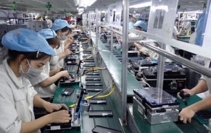 Máy vi tính, sản phẩm điện tử và linh kiện đang vững vàng ngôi vị số 1 về xuất khẩu. Ảnh: Internet.