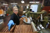 Xì gà được coi là một trong những sản phẩm nổi tiếng của Cuba trên toàn cầu. Ảnh: Tampa Bay Times