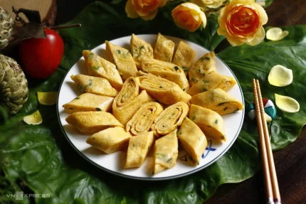 Trứng cuộn nhiều lớp. Ảnh: Bùi Thủy