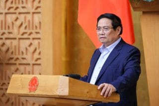 Thủ tướng Chính phủ Phạm Minh Chính yêu cầu đánh giá chính xác về những diễn biến mới đây trên thị trường chứng khoán, thị trường vàng. Ảnh: VGP