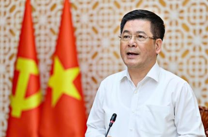 Bộ trưởng Nguyễn Hồng Diên tại buổi làm việc với tỉnh Lâm Đồng - Ảnh: L.A.