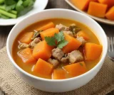 5 lý do nên ăn bí đỏ thường xuyên 9 Bí đỏ chứa nhiều dưỡng chất tốt cho sức khỏe. Ảnh được tạo bởi AI