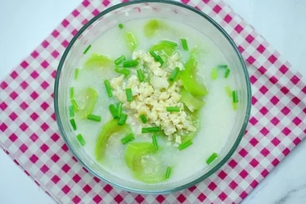 Quả mướp chứa nhiều dưỡng chất tốt cho sức khỏe, nên ăn 3-4 lần mỗi tuần. Ảnh: Hoa Anh