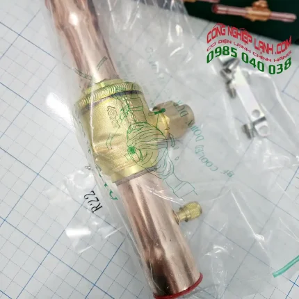 Van chặn bi phi 28mm tích hợp sẵn ti sạc