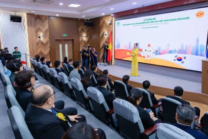 Toàn cảnh Lễ công bố xuất khẩu lô thịt gà chế biến đầu tiên của Việt Nam sang Hàn Quốc - Ảnh: DNCC
