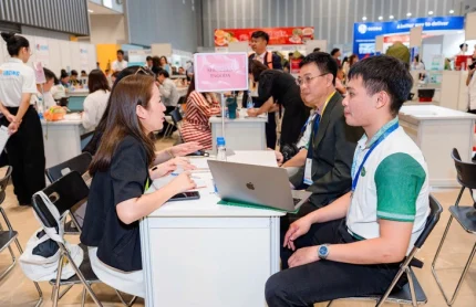Triển lãm nhà mua hàng quy tụ hàng ngàn doanh nghiệp tham gia - Ảnh: Bộ Công Thương