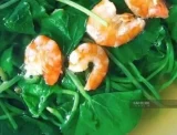 Cách bảo vệ thận bằng canh rau má nấu tôm 3 Canh rau má nấu tôm có thế hỗ trợ bảo vệ thận. Ảnh: Kiều Vũ